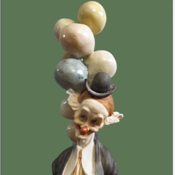 Vintage Giuseppe Armani The Pensive Clown w/Balloons Figure - Picture 4 of 6